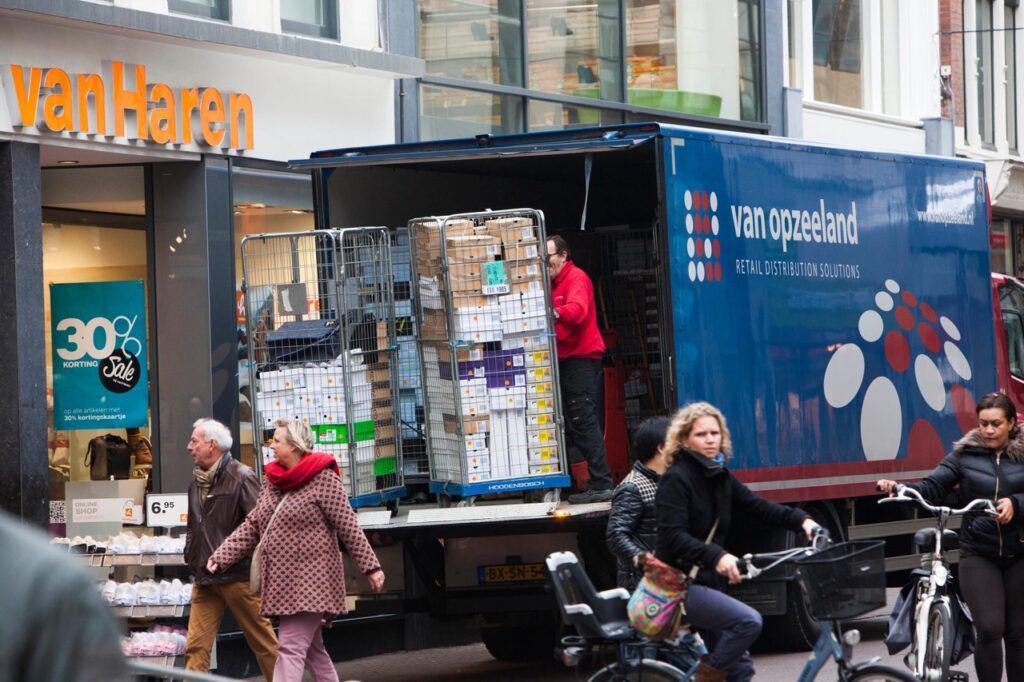 Foto van laden en lossen in Utrecht